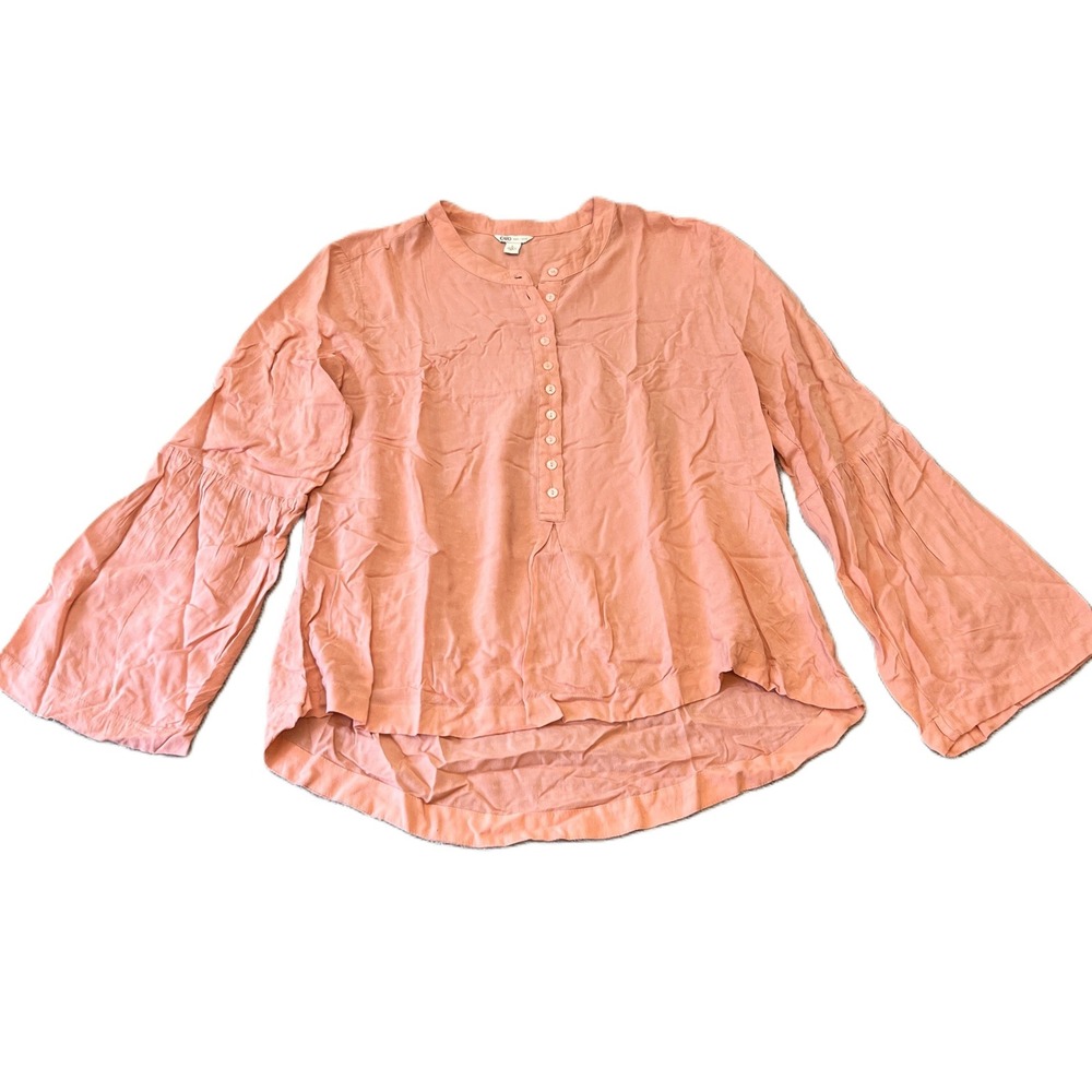 Cato‎ Womens Blouse Top L Peach Bell Long Sleeve Button Up Hi Low Hem
